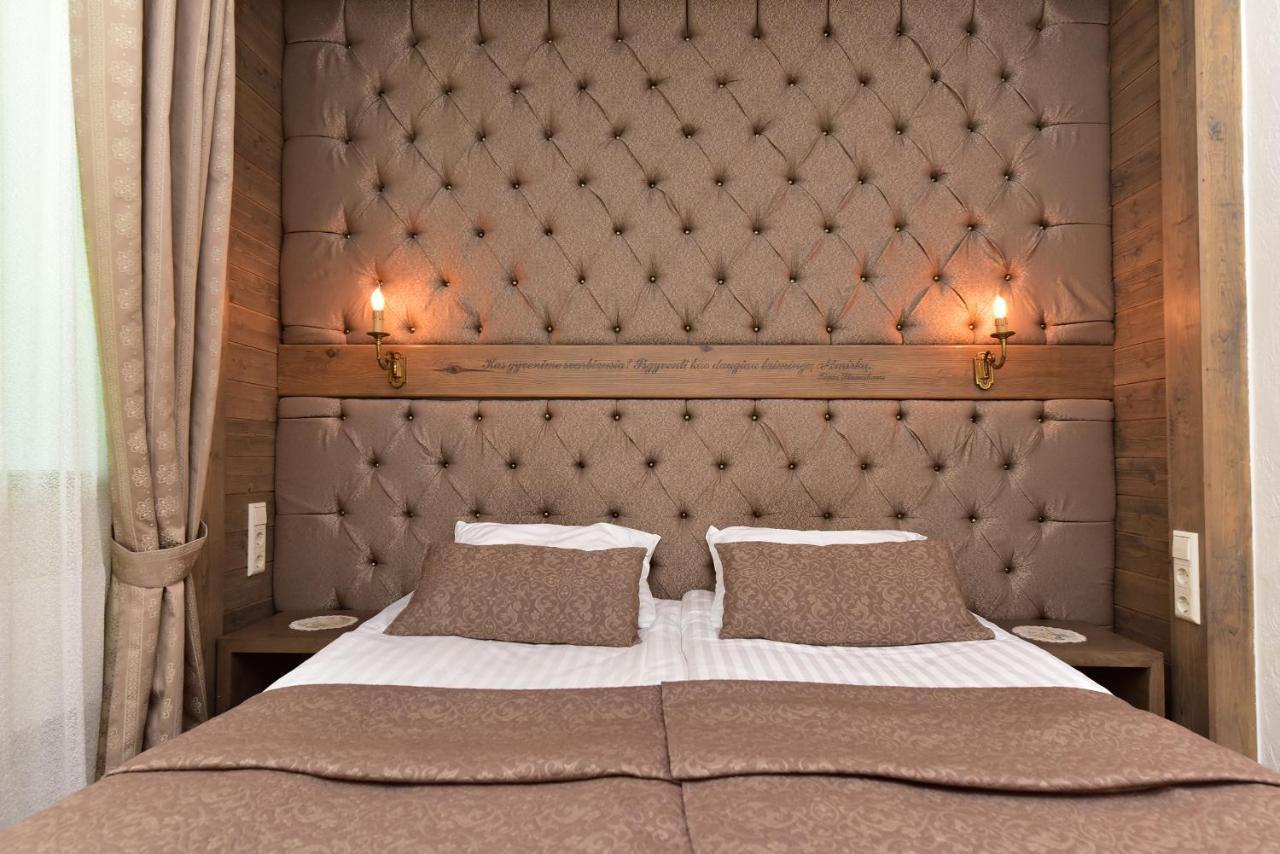 Hotel Medziotoju Sostine Kunioniai Zewnętrze zdjęcie